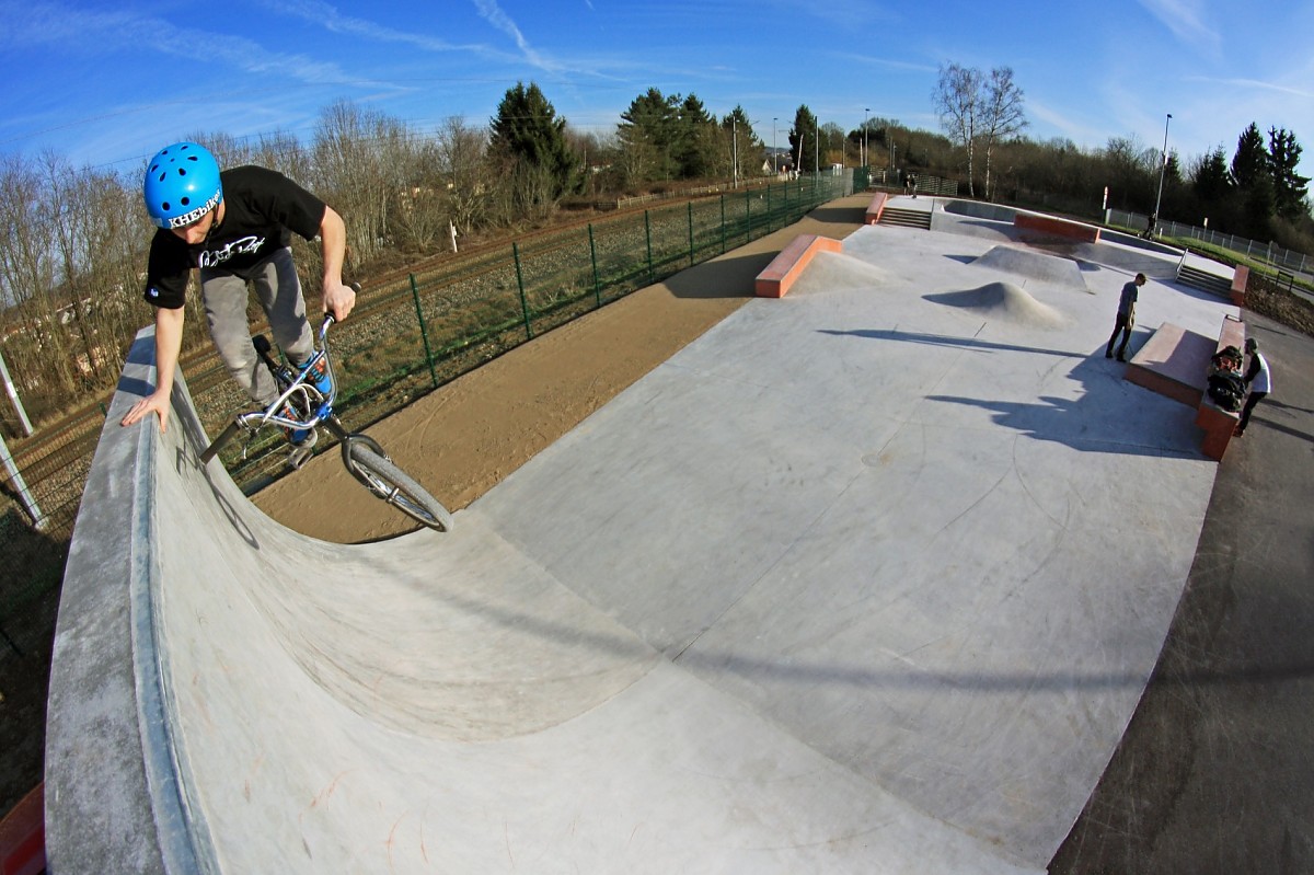 Thaon Les Vogues skatepark